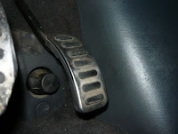 kick down sensörü nerede